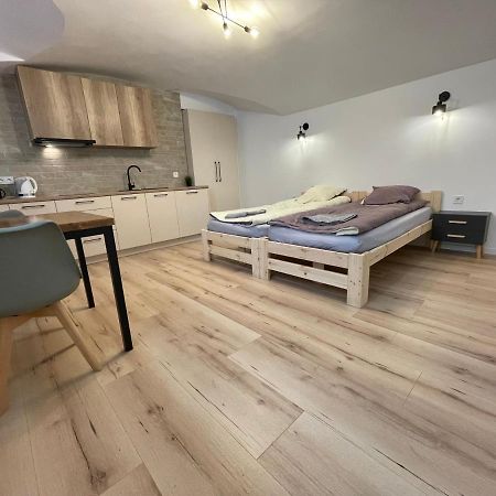 Modern Guest House In City Center I Room 1 빌뉴스 외부 사진